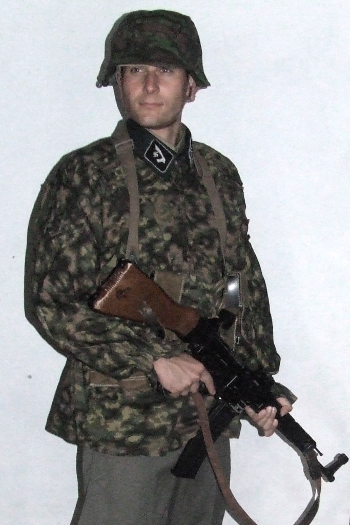 handschar officer camo-1.jpg